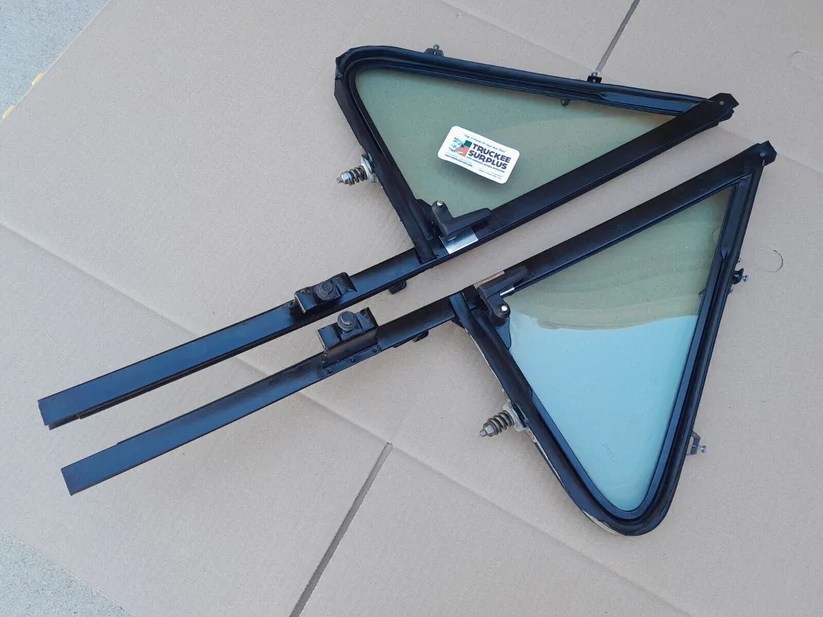 1980-1986 Ford F-SERIES Truck Vent Wing Window
